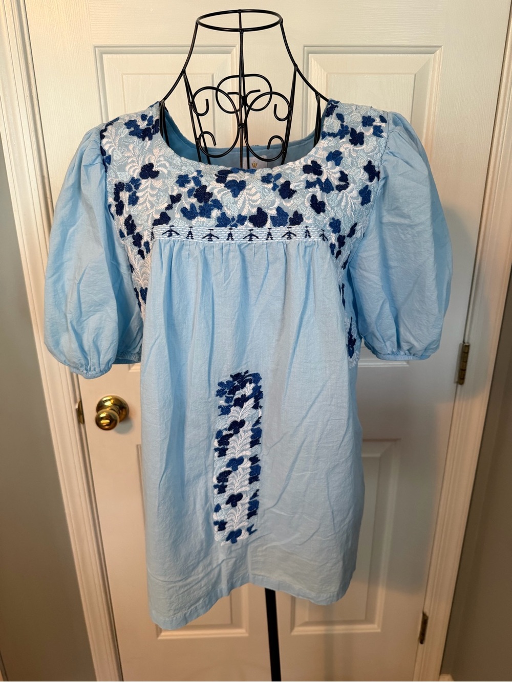 Light Blue Embroidered Puff-Sleeve Girls' Dress